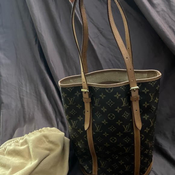 LV bucket bag 100% original - Picture 4 of 16